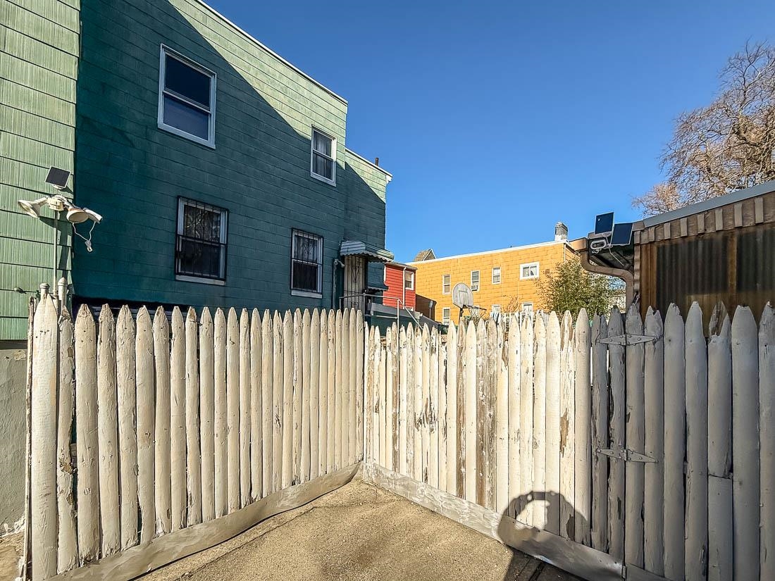 170-172 CATOR Avenue, Jersey City, JC Greenville, NJ 07305 - Property photo 3 of 8
