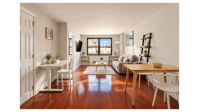200 East 24th Street #1708, New York, NY 10010