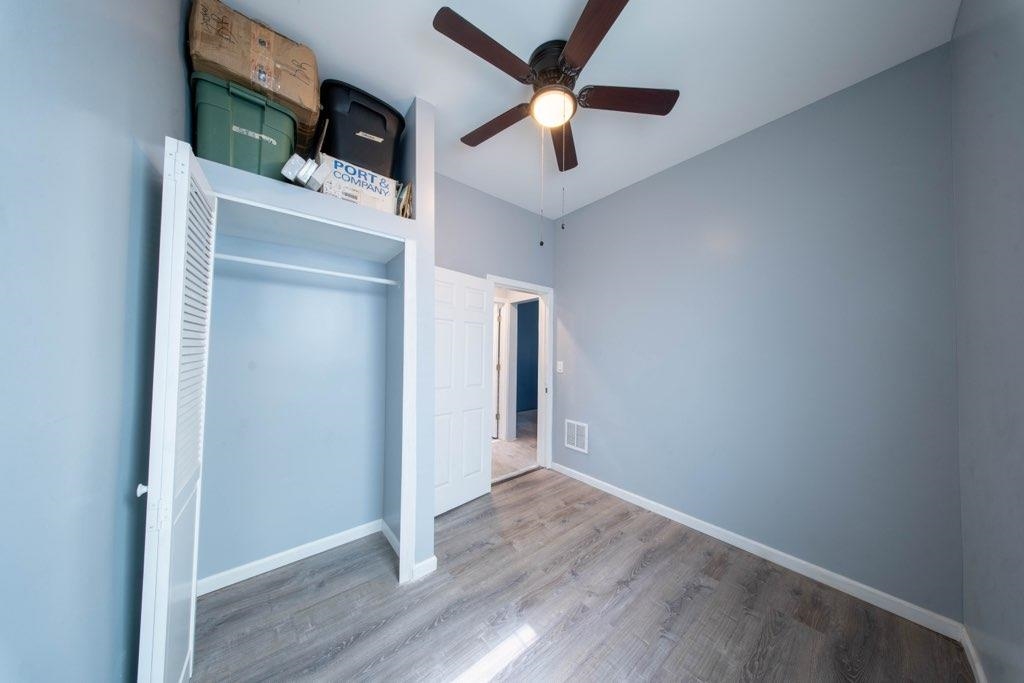 17 BAYSIDE Place, Jersey City, JC Greenville, NJ 07305 - Property photo 5 of 11