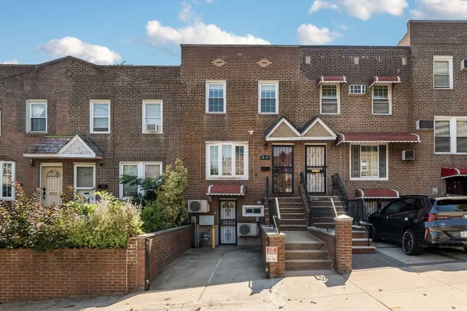 20-17 26th Street, Astoria, NY 11105