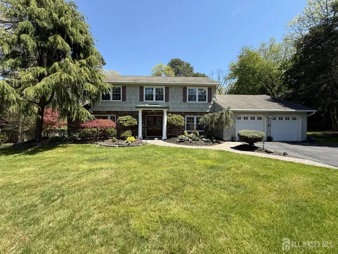 142 Monmouth Road, Inwood Village East, NJ 08831