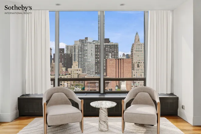 870 United Nations Plaza #23B, New York, NY 10017