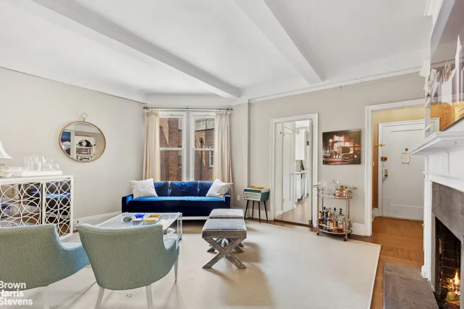 111 East 75th Street #9A, New York, NY 10021