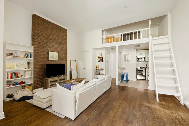 37 West 71st Street #TH, New York, NY 10023