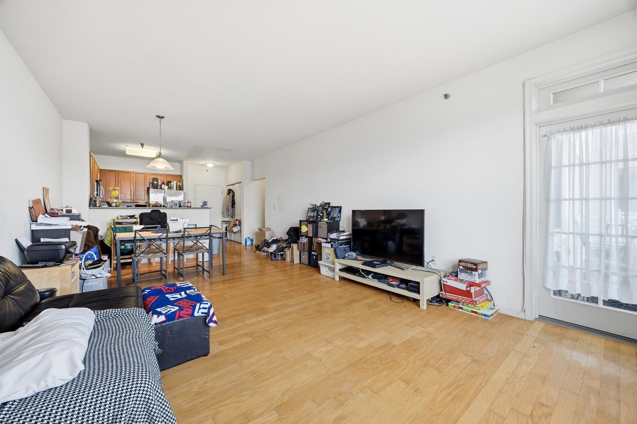 15 ENTERPRISE Court, Jersey City, JC Greenville, NJ 07305 - Property photo 2 of 12