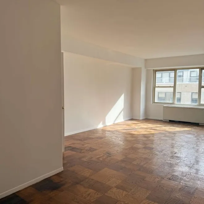 370 East 76th Street #C1406, New York, NY 10021