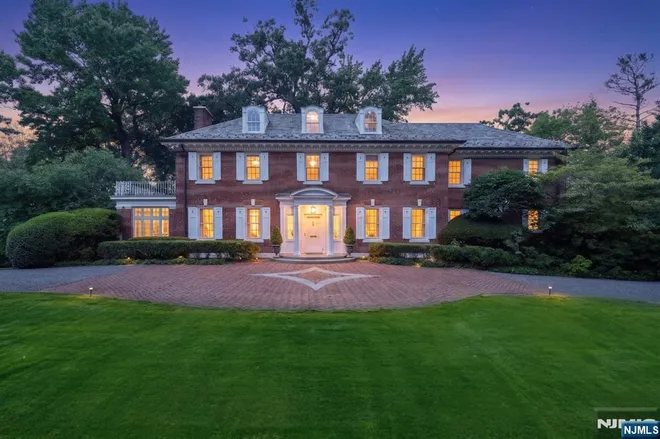 200 Lincoln, Englewood, NJ 07631
