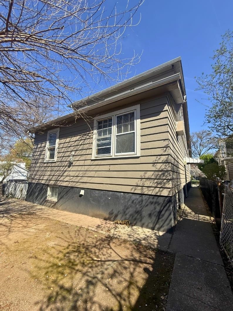 12-14 HILLCREST Road, Maplewood Township, Maplewood, NJ 07040-1624 - Property photo 2 of 44