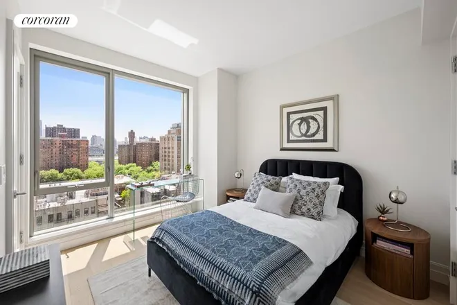 222 East BROADWAY #9A, New York, NY 10002