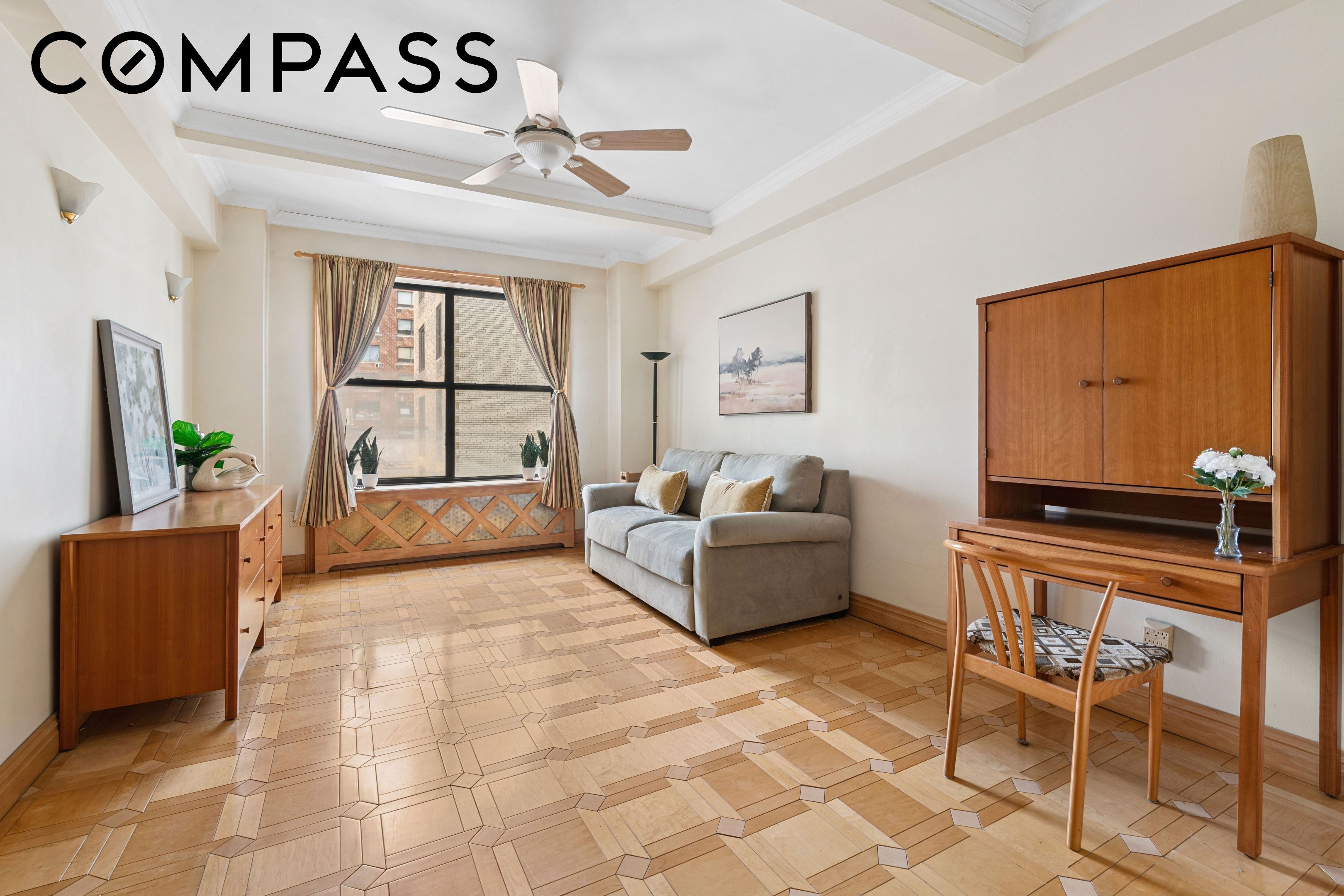 225 Central Park #916, Upper West Side, Manhattan, NY 10024 - Property photo 4 of 13