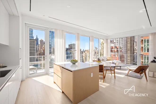 200 East 59th Street #14A, New York, NY 10022
