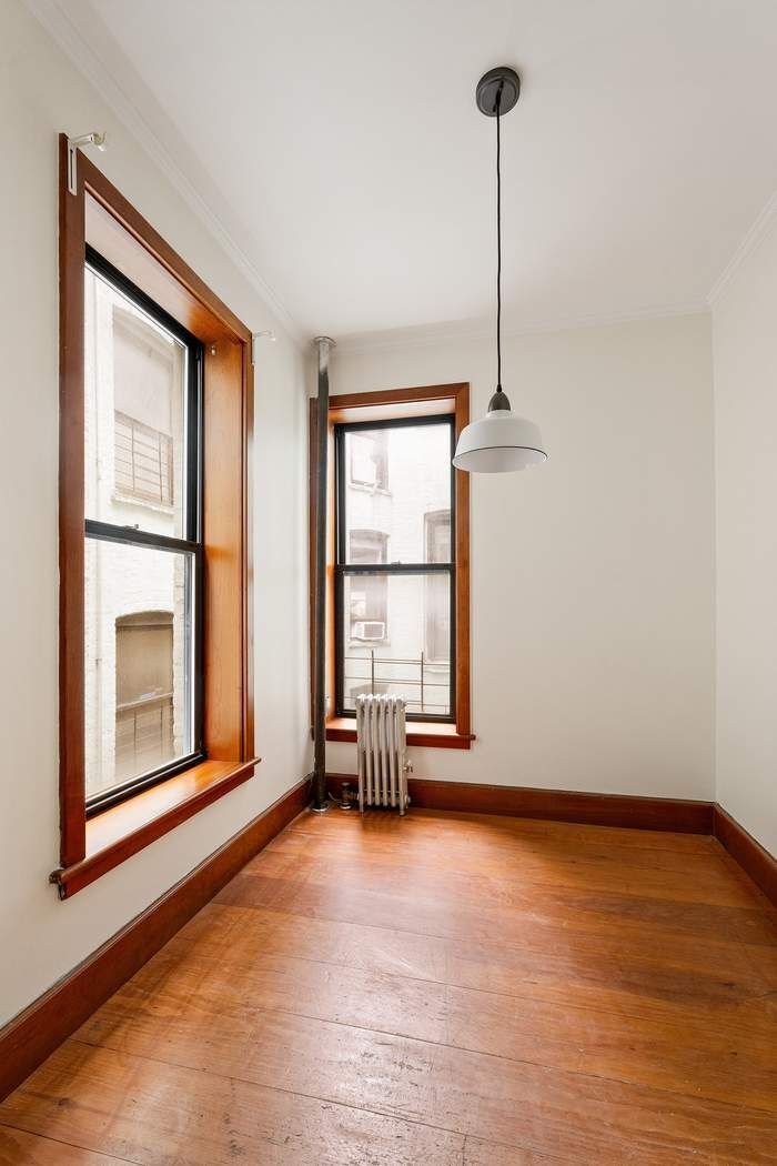 529 East 12th Street #E5E7, East Village, Manhattan, NY 10009 - Property photo 5 of 32