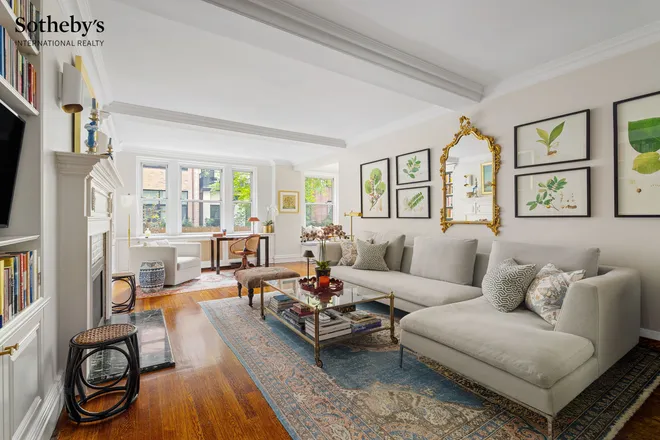 225 East 73rd Street #1E, New York, NY 10021