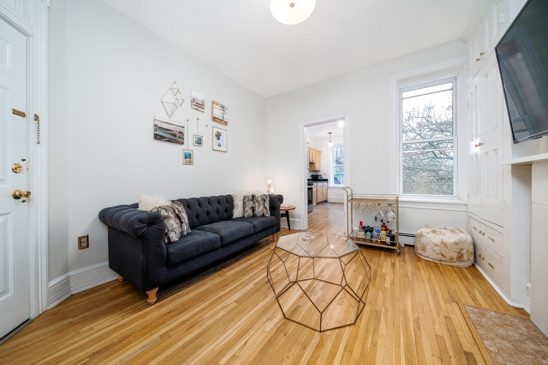 109 ERIE Street, Jersey City, JC Downtown, NJ 07030 - Property photo 2 of 6