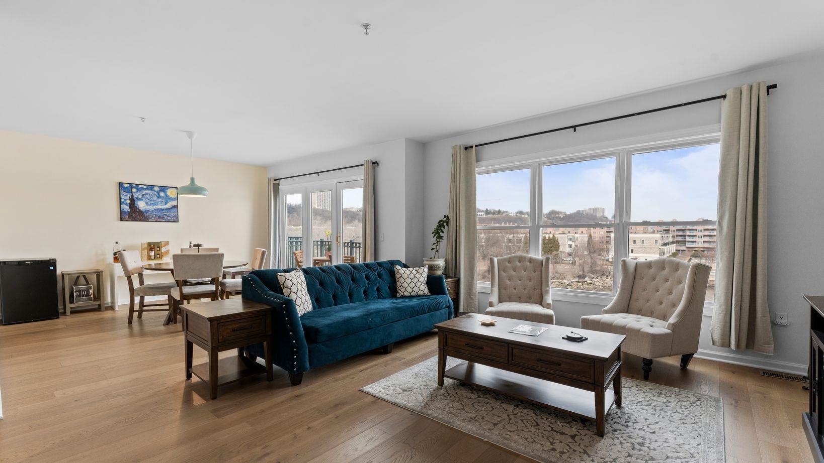 344 THE PROMENADE, Edgewater Borough, Edgewater, NJ 07020 - Property photo 2 of 43
