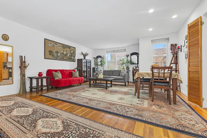 66-33 YELLOWSTONE Boulevard #5B, Forest Hills, NY 11375