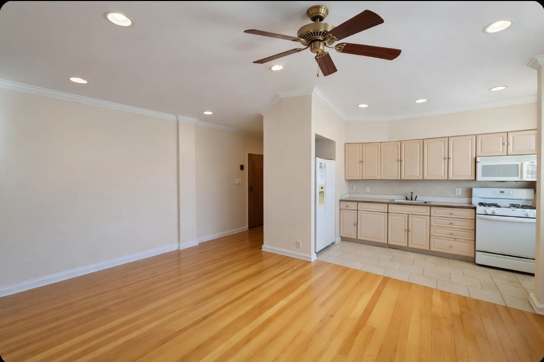 1700 KENNEDY Boulevard, Union City, Union City, NJ 07087 - Property photo 5 of 13