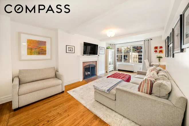 424 East 52nd Street #9B, New York, NY 10022