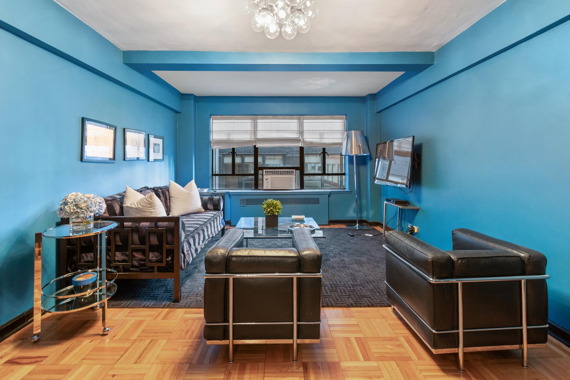 45 West 54th Street #8A, Midtown, Manhattan, NY 10019 - Property photo 3 of 9