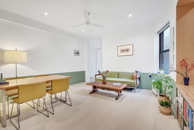 130 West 16th Street #51, New York, NY 10011