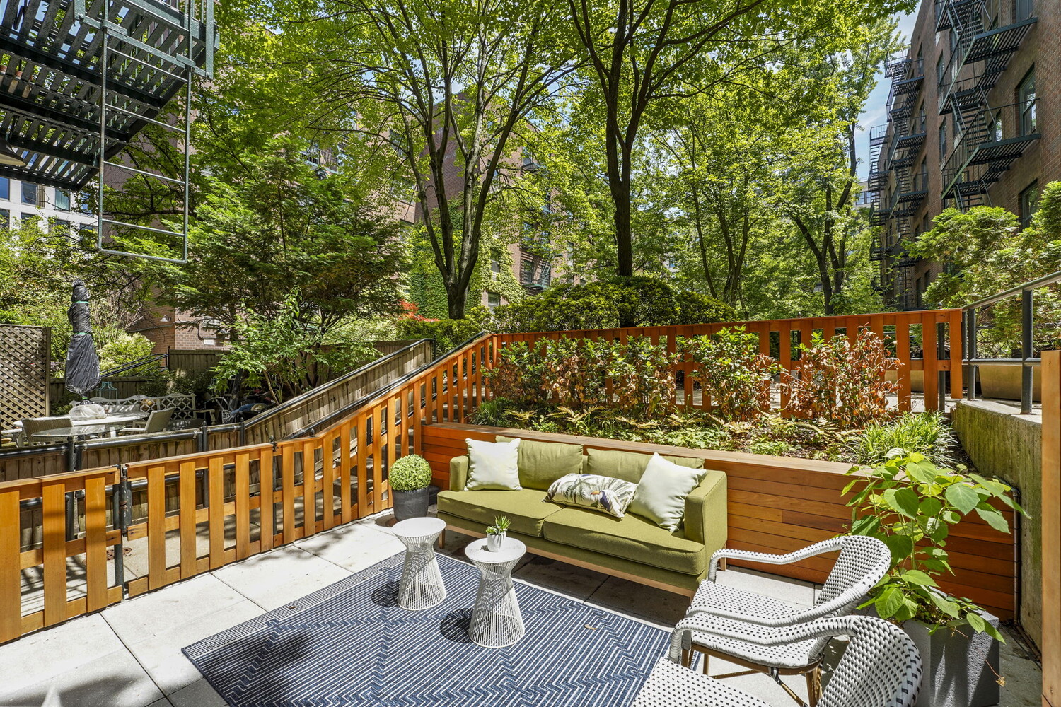 376 WEST Street #GB, West Village, Manhattan, NY 10014 - Property photo 5 of 16