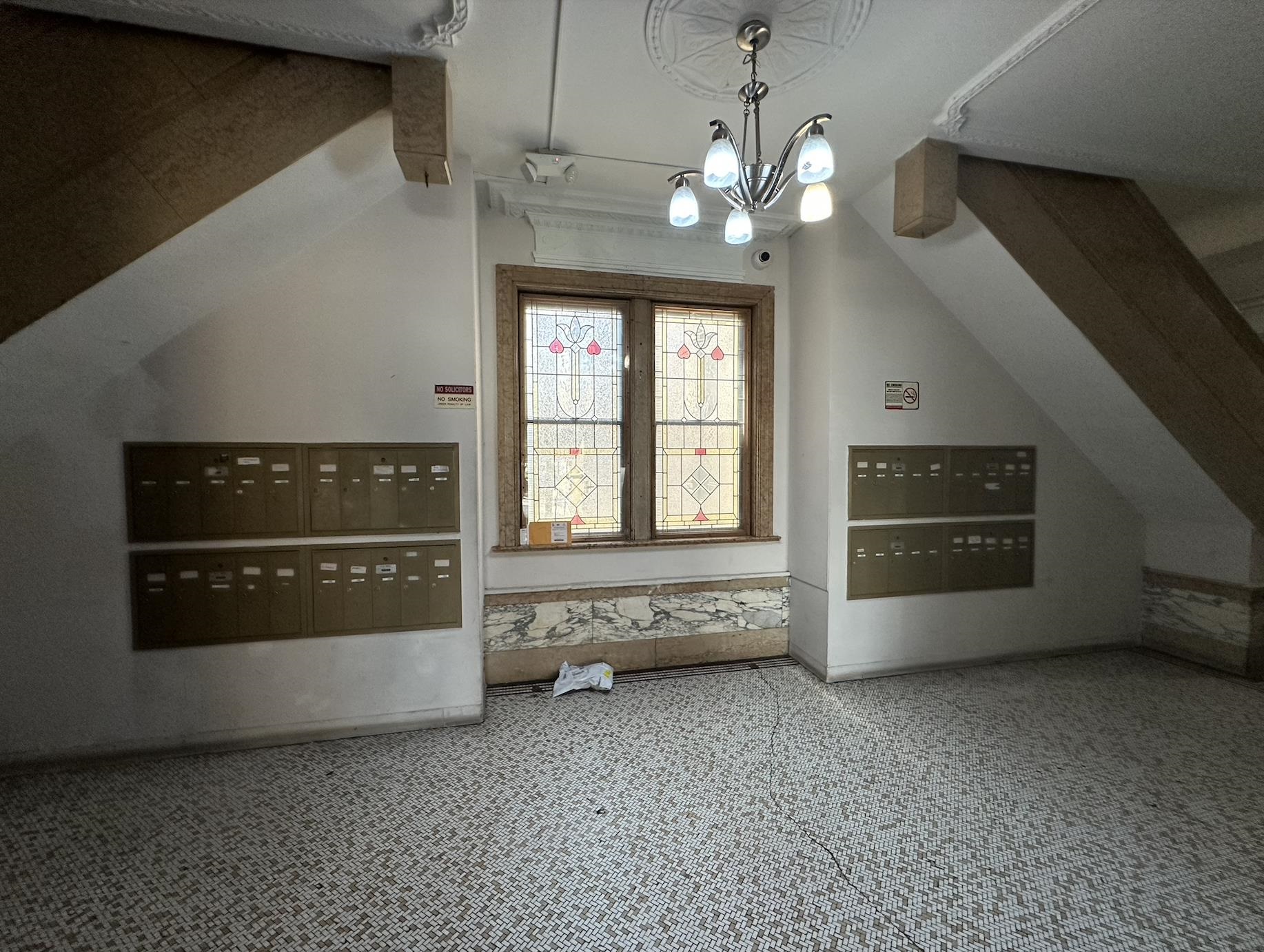 429 FAIRMOUNT Avenue, Jersey City, JC Journal Square, NJ 07306 - Property photo 4 of 17