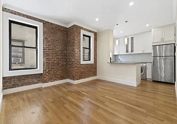 21-48 35th Street #4-C, Ditmars Steinway, NY 11105
