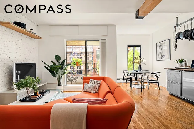 207 East 21st Street #6A, New York, NY 10010