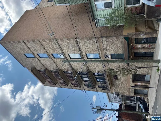 315 7th #504, Union City, NJ 07087