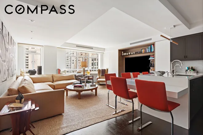 21 East 61st Street #8C, New York, NY 10065