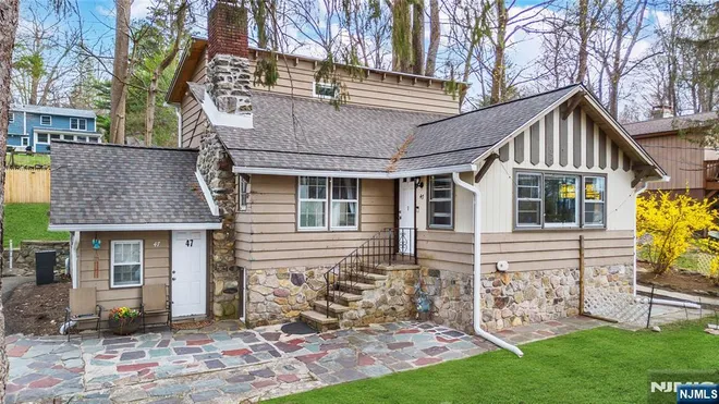 47 Hillside, Sparta, NJ 07871