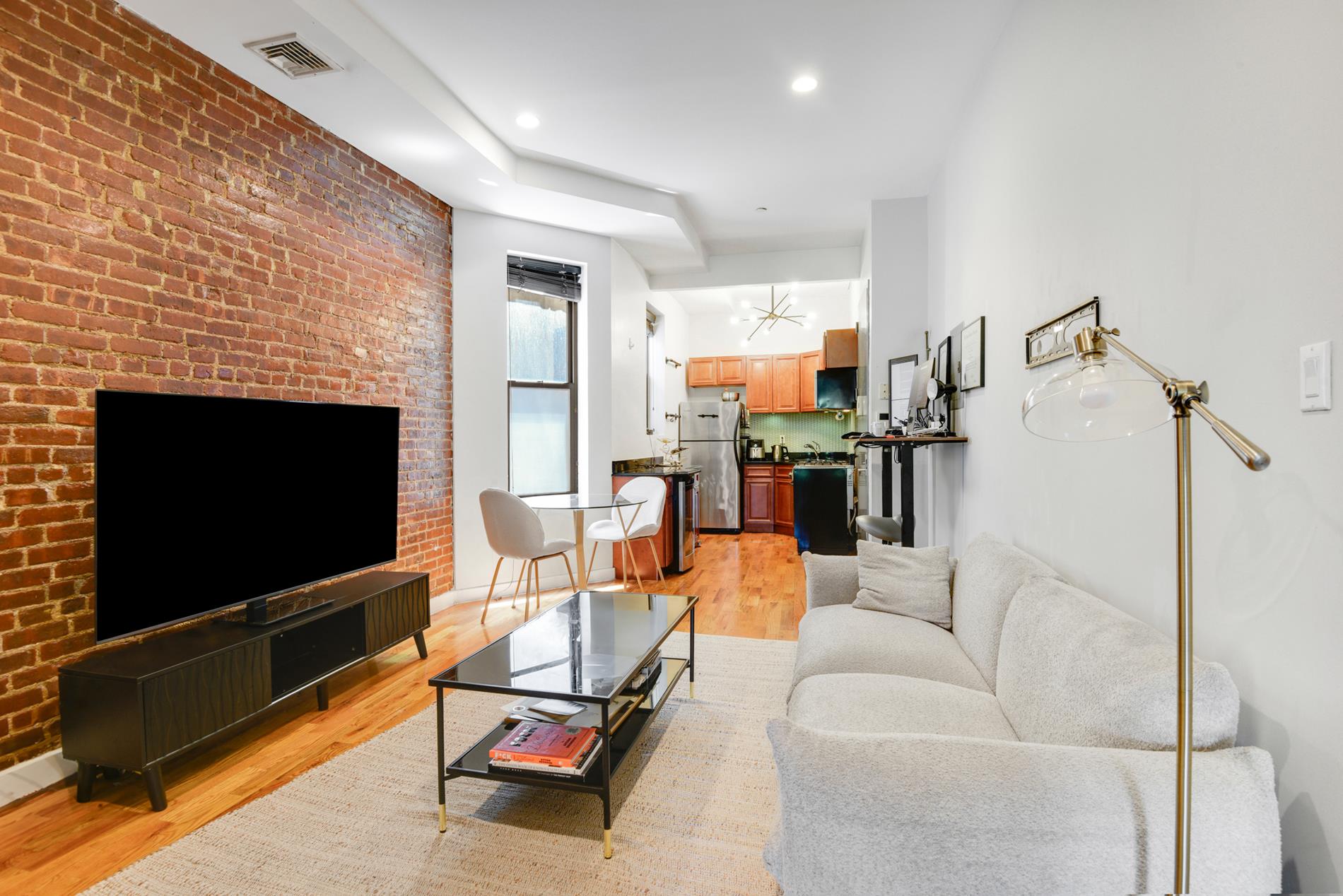 156 Pulaski Street #2-B, Bedford-Stuyvesant, Brooklyn, NY 11206 - Property photo 3 of 12