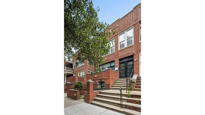 1633 CARROLL Street, Brooklyn, NY 11213