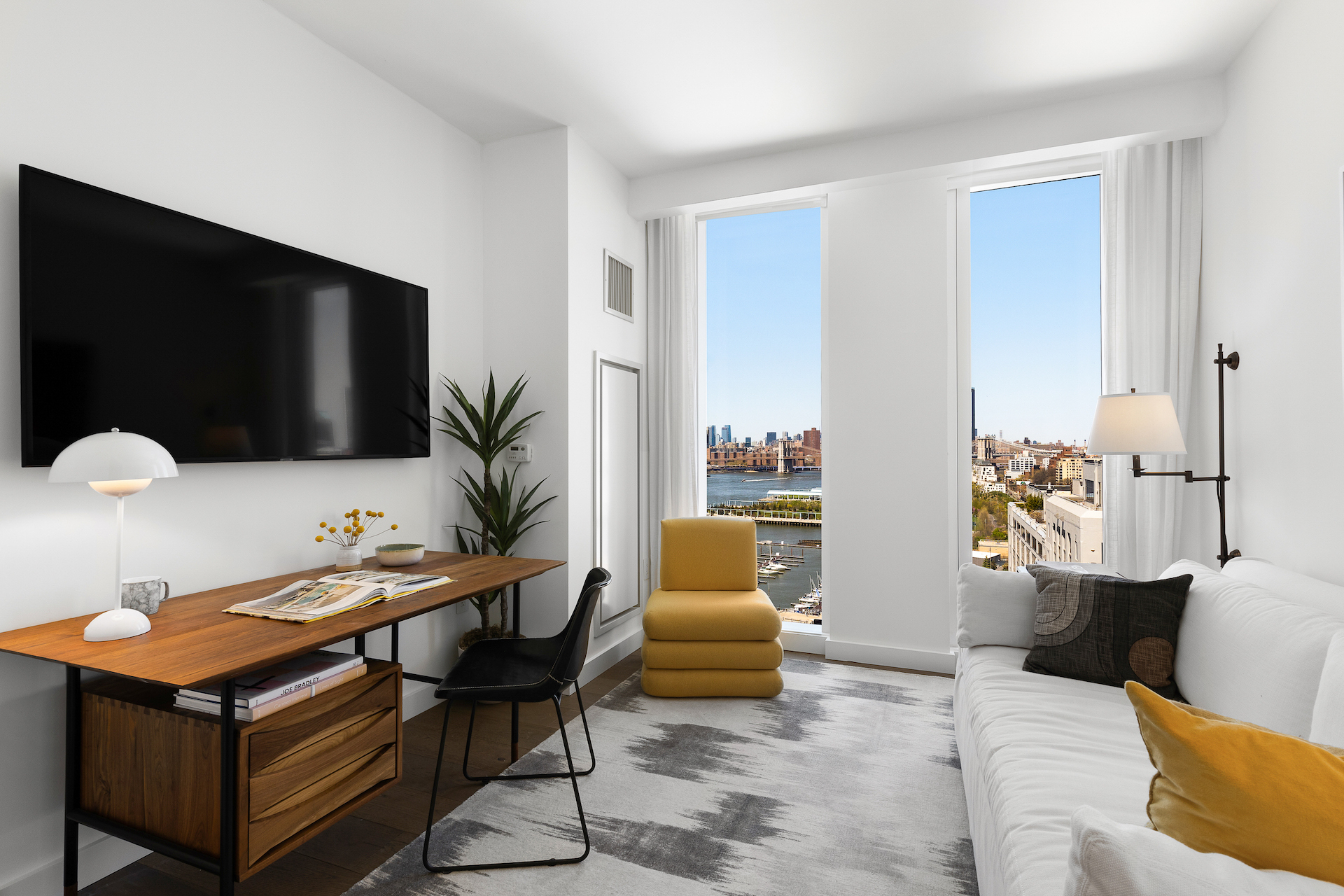 50 BRIDGE PARK Drive #22C, Brooklyn Heights, Brooklyn, NY 11201 - Property photo 4 of 15