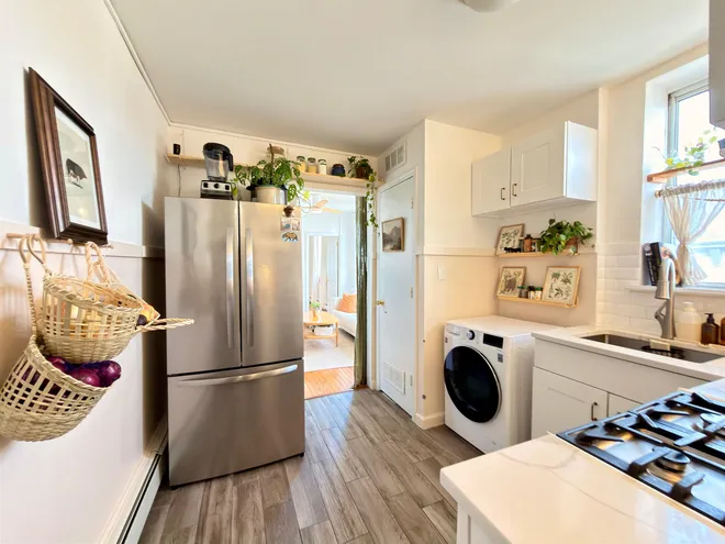 4306 KENNEDY Boulevard, Union City, NJ 07087