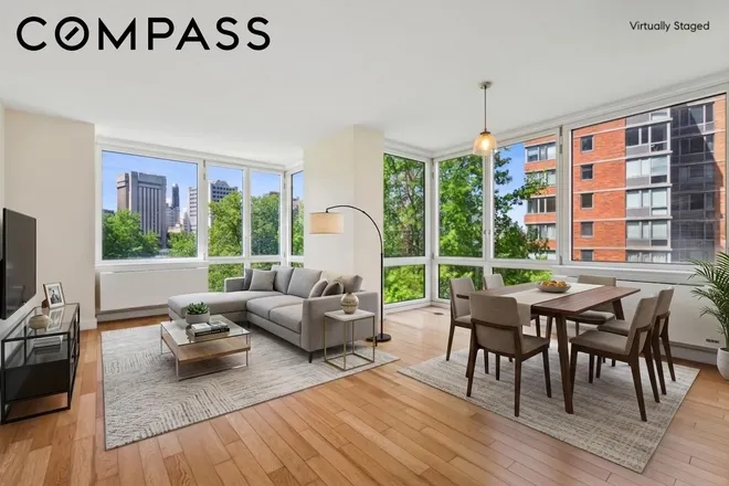 415 Main Street #4G, New York, NY 10044