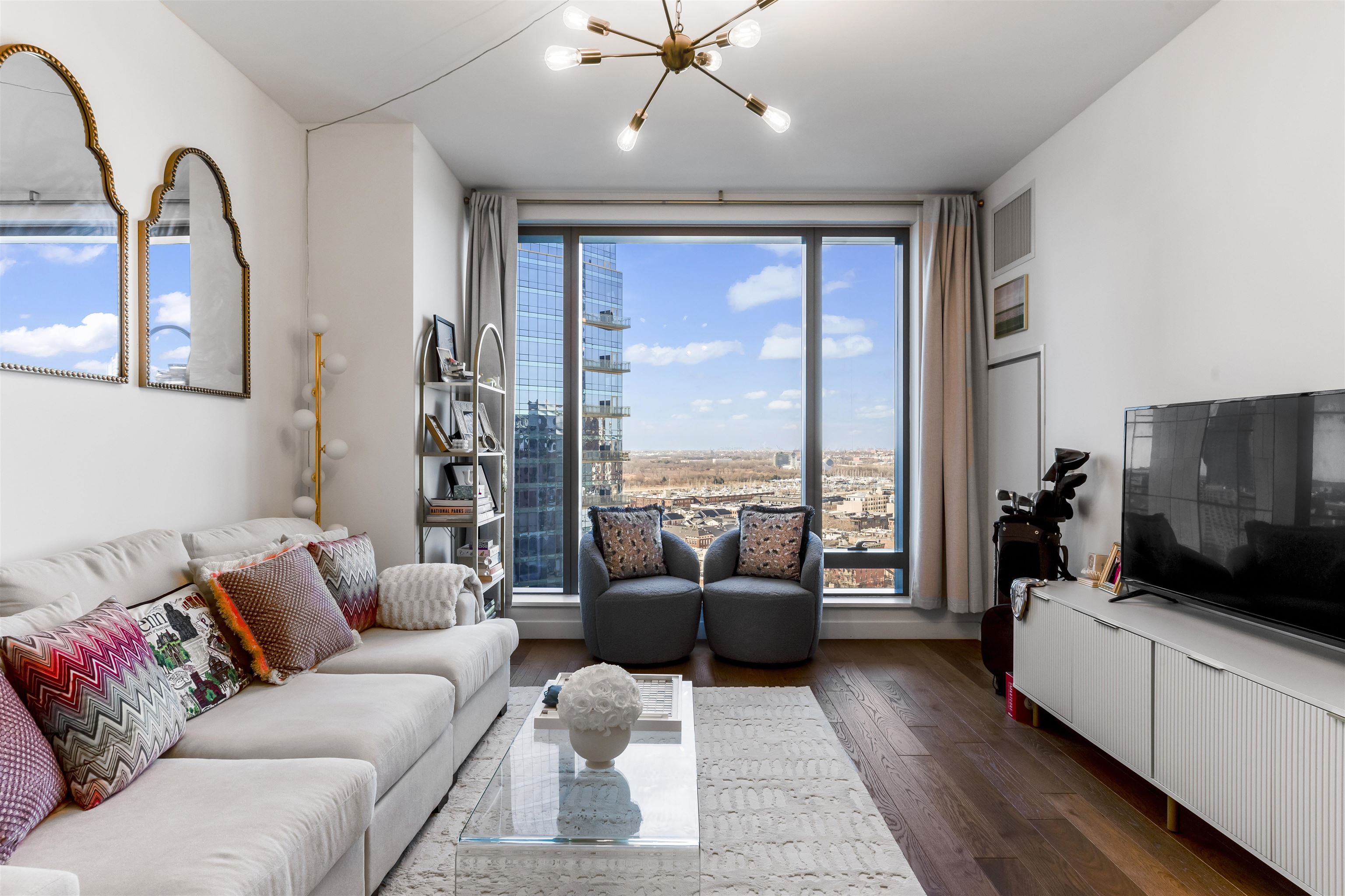 99 HUDSON Street, Jersey City, JC Downtown, NJ 07302 - Property photo 5 of 33