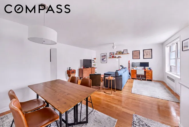 302 East 88th Street #6G, New York, NY 10128