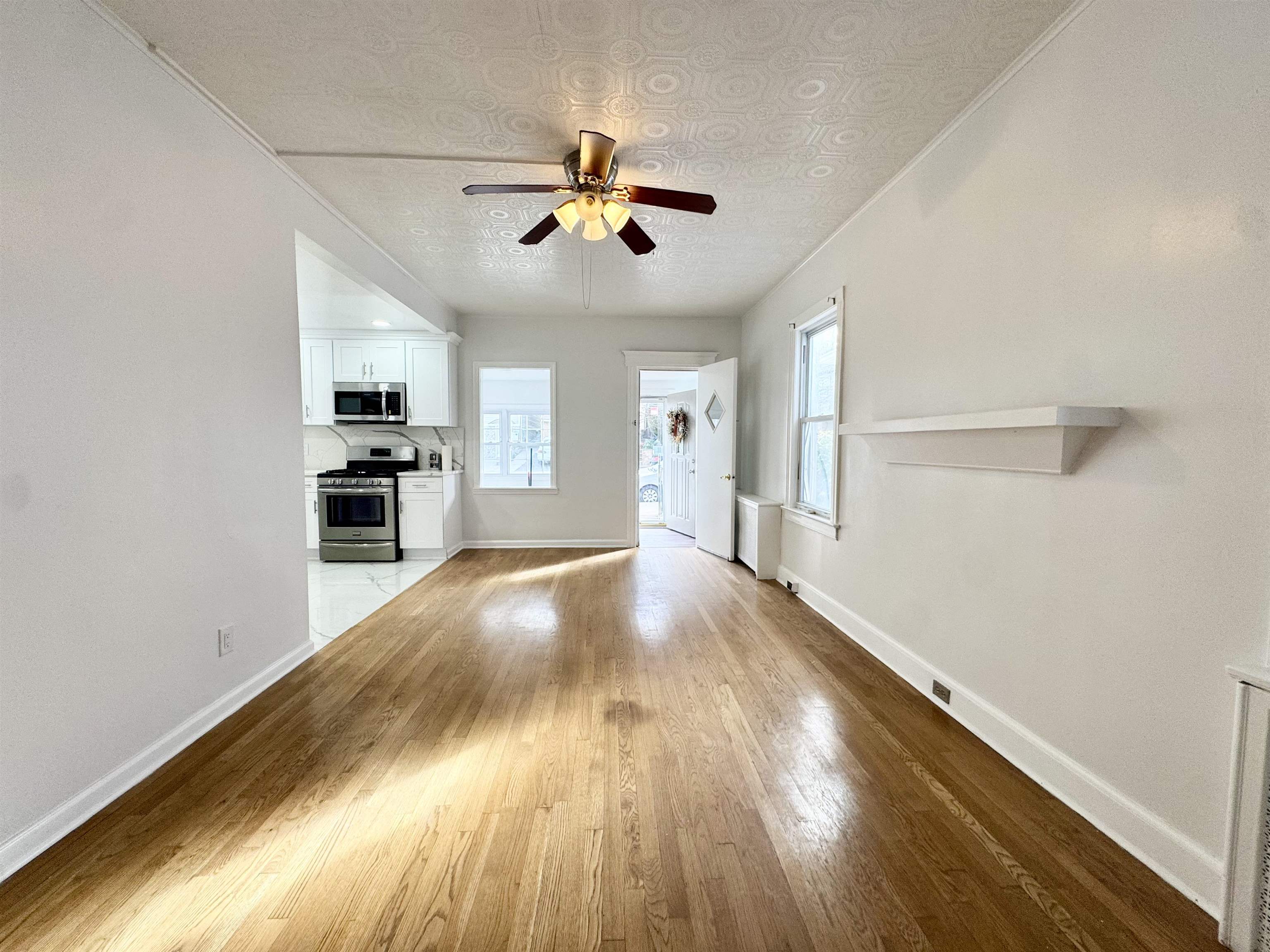 9005 DURHAM Avenue, North Bergen Township, North Bergen, NJ 07047 - Property photo 5 of 26