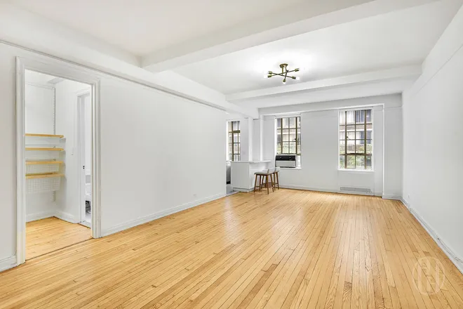 333 West 56th Street #3H, New York, NY 10019