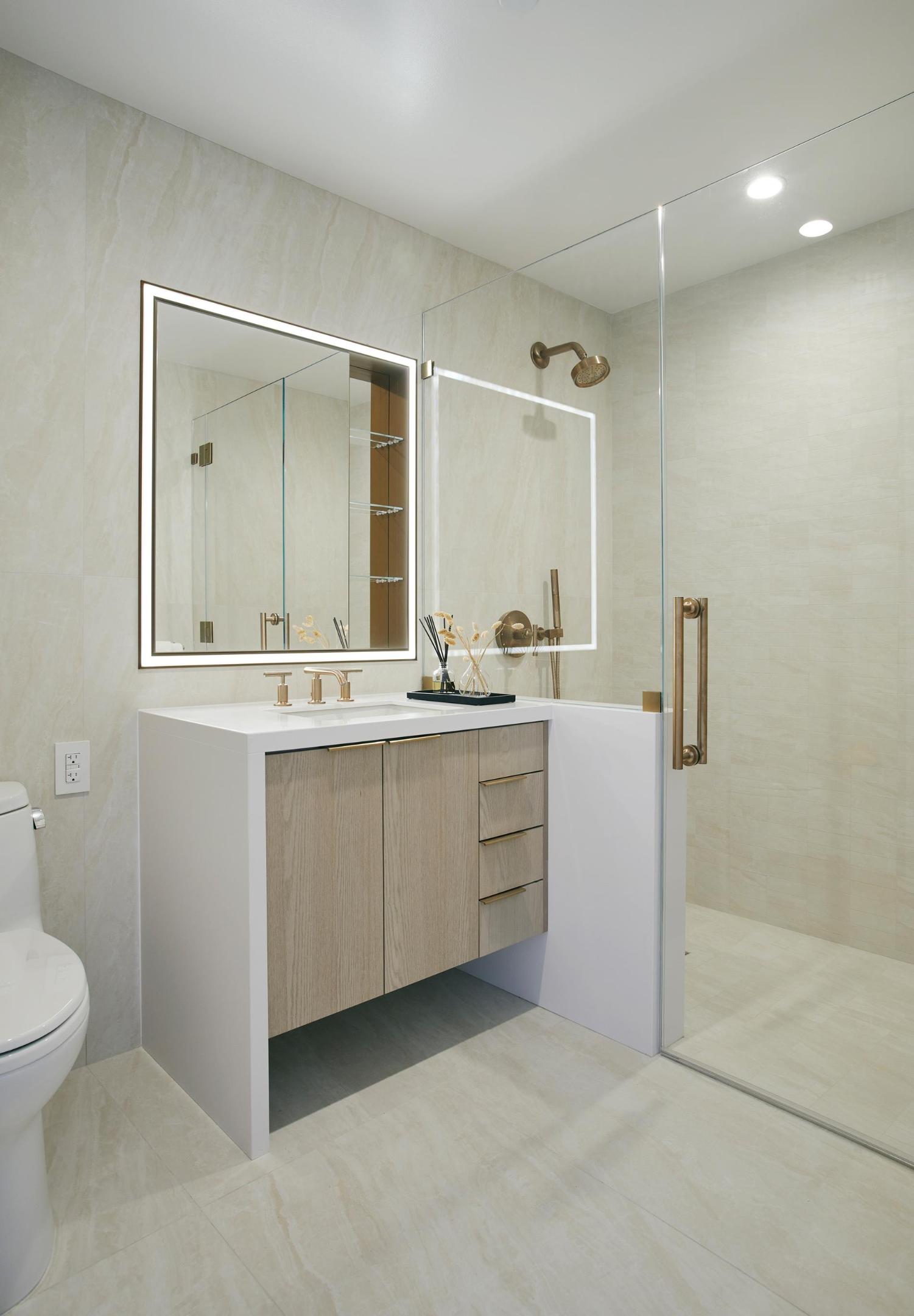 3 Court Square #PH-205, Long Island City, Queens, NY 11101 - Property photo 4 of 7