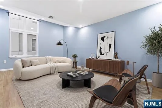 308-310 Passaic #215, Other Areas, NJ 07029