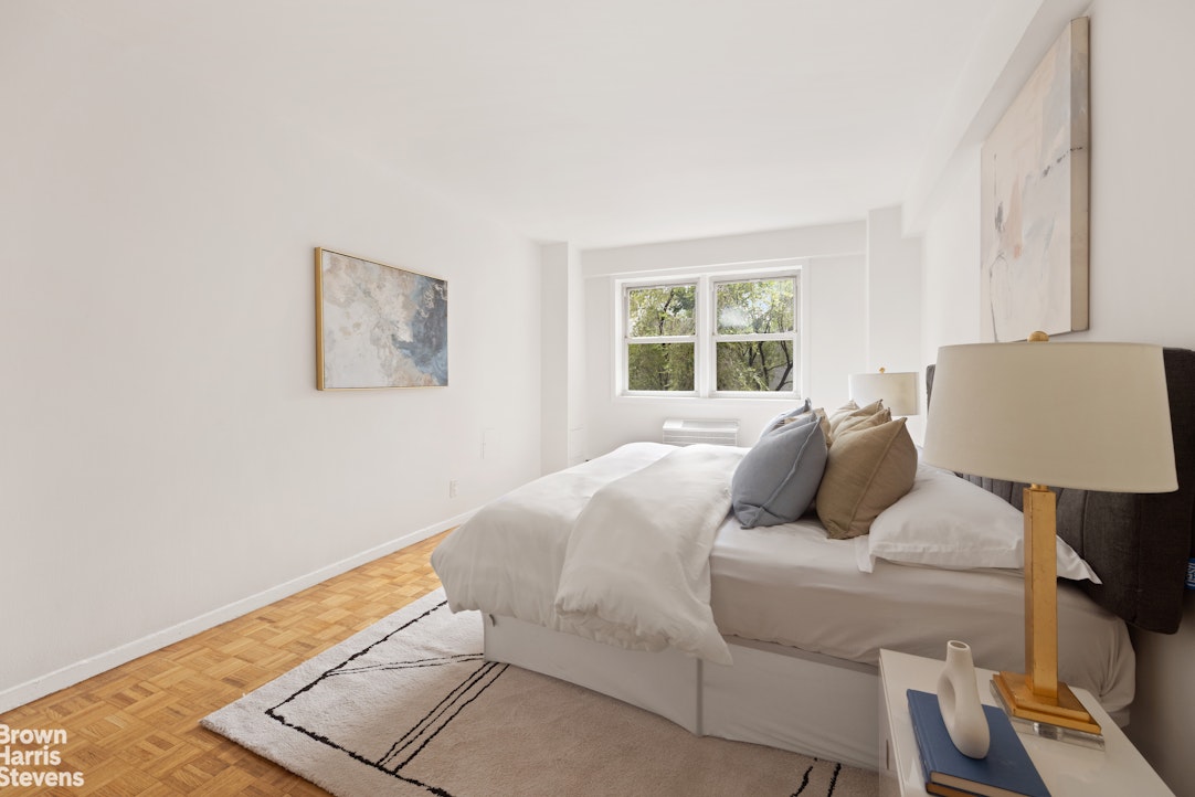 446 East 86th Street #7A, Yorkville, Manhattan, NY 10028 - Property photo 5 of 6