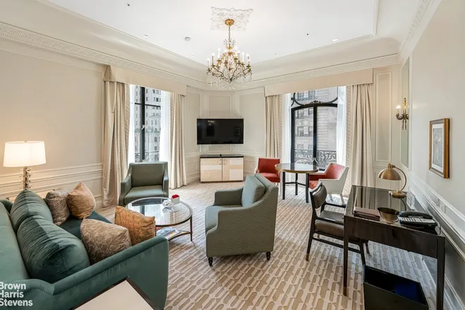 2 East 55th Street #901, New York, NY 10022
