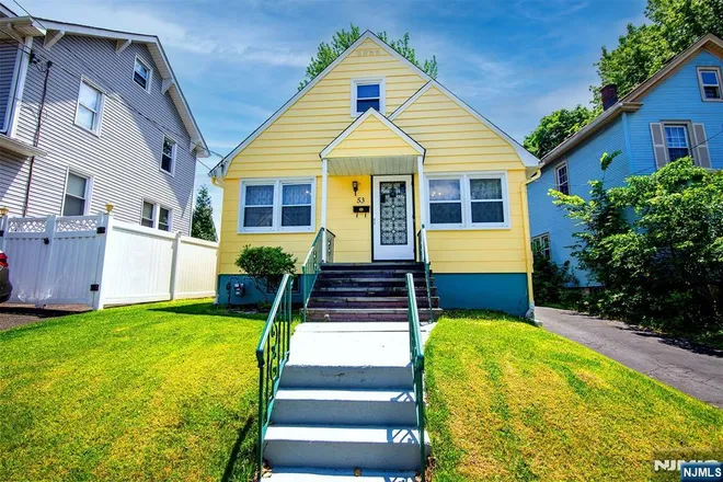 53 Sunnyside, Dumont, NJ 07628