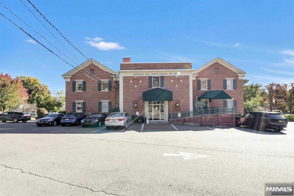 230 Sherman #1B, Glen Ridge Borough, Glen Ridge, NJ 07028 - Property photo 2 of 13