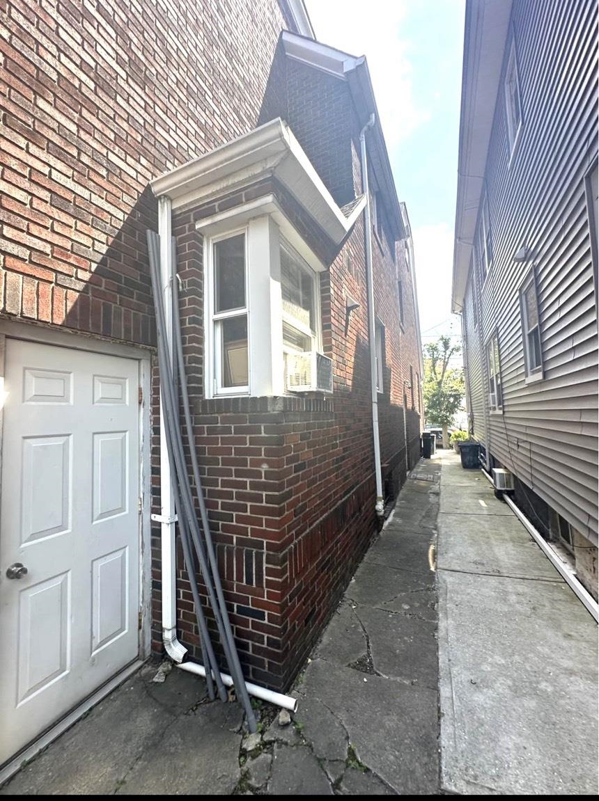 800 85th Street, North Bergen Township, North Bergen, NJ 07047 - Property photo 3 of 4