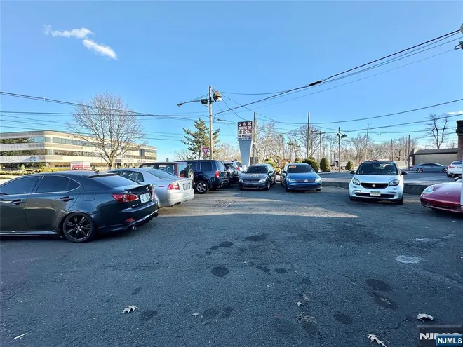 24-28B Maple, Fair Lawn, NJ 07410