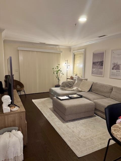 1625 PATERSON PLANK Road, Secaucus Town, Secaucus, NJ 07094 - Property photo 3 of 19