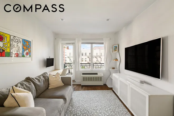 23-37 31st Road #3B, Astoria, NY 11106